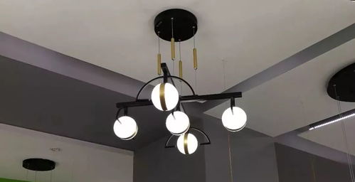 木林森燈具 讓家里的溫暖流動起來